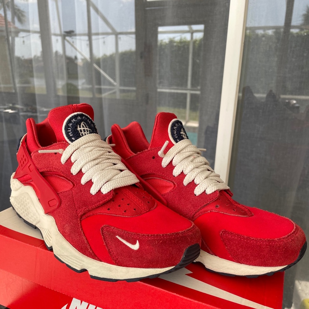 Limited:Nike Air Huarache Premium “Varsity Jacket”